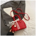 Rode schelptas met litchi-textuur, kanten strik en parelmoeren hartvormige hanger - Met Hanger / Rood