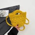 Secchiello intrecciato a mano giallo brillante con trama all'uncinetto e manico - Giallo