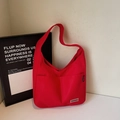 Borsa tote rossa minimalista grande capacità con doppie tasche frontali ed etichetta - Rosso