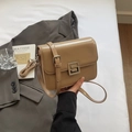 Borsa a tracolla quadrata in pelle PU kaki con elegante fibbia a G in metallo argento - Cachi
