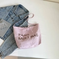 Borsa tote in tela rosa con ricamo PARIS MEET BAG e tracolle lunghe in tessuto - Rosa