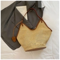 Sac seau tissé beige à poignées en cuir marron, idéal pour l'été et la plage - Marron