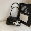 Y2K vintage black tote bag featuring pearl heart and lace bow pendant charm details - Black With Pendant