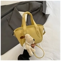 Minibolso amarillo con textura de lichi, colgante de cachorro y correa desmontable - Amarillo (Con Colgante de Felpa)