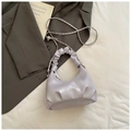 Chic light purple pleated dumpling bag with silver chain strap and fashion text detail - Purple (No Charm)
