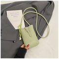 Vertical pistachio green crossbody phone bag in textured lychee leather with strap - Green
