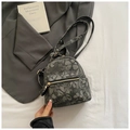 Minimalistischer grauer Blumen-Canvas-Minirucksack mit goldenen Reißverschlüssen - Schwarz
