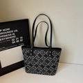 Women's large capacity tote bag with black and white geometric embroidery and leather straps - Black without Pendant