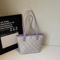 Chic lavender tote bag with intricate floral jacquard pattern and leather handles - Purple Without Pendant