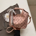 Borsa tote rosa con stampa orso e fiocco in pizzo oltre a tracolla regolabile - Rosa