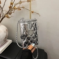Borsa porta cellulare argento trapuntata con catena e ciondolo a stella brillante - Argento