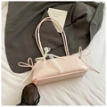 Bolso de hombro rectangular rosa claro con lazo de encaje blanco y acabado de cuero PU - Rosa