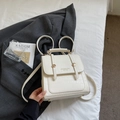 Chic off-white crocodile pattern crossbody bag with gold hardware and top handle - Off-white Without Pendant