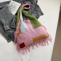 Πολύχρωμη πλεκτή τσάντα tote με boho φούντες και σχέδιο vintage patchwork - Ροζ