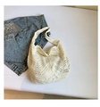 Elegante borsa tote in maglia all'uncinetto color beige crema con capienza ampia - Bianco