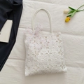 Sac fourre-tout en dentelle blanche avec broderie florale et nœud en organza rose - Style 2 (Avec Écharpe Florale Rose)