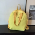 Sac à dos bouffant jaune vif en nylon léger avec bretelles réglables et poches latérales - Jaune