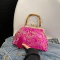 Borsa ricamata paisley rosso rosa con manico in bambù e nappa di seta vintage - Rosa Rosso