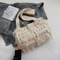 Bolso de hombro de punto crema con cuentas de colores y cierre de perlas - Blanco