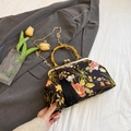 Vintage-Handtasche aus Satin mit Blumenmuster, Bambusgriff und Goldkette - Schwarz