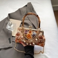 New Chinese-style beige handbag with bamboo handle, chain pendant and bear patterns - Lotus root pink