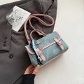 Mochila cuadrada azul mate con ribete rosa y colgante de estrella para mujeres - Rosa Con Colgante