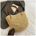 Große Strohtasche mit braunen Ledergriffen und beiger Webstruktur für den Strand - Beige