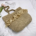 Borsa tote in paglia naturale con nappe a frangia per vacanze al mare in stile estivo - Cachi