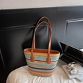 Bolso tote de paja a rayas con asas de cuero marrón para playa y verano moda - Pequeño / Colorido