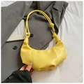 Bolso de media luna amarillo vibrante minimalista con pliegues y correa anudada - Pequeño / Con Colgante / Amarillo