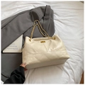 Elegante borsa tote trapuntata bianco crema con catena dorata e cuciture a diamante - Bianco Sporco