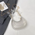 Sac hobo demi-lune givré translucide avec bordure en organza blanc et chaîne dorée - Blanc