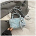 Bolso de mano azul claro plisado de moda con borla plateada y encaje para mujer - Azul con colgante