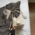 Chic cream checkered bucket bag with adjustable shoulder strap and drawstring closure - Off-white Without Pendant