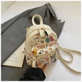 Schicker cremeweißer Graffiti-Mini-Rucksack mit Cartoon-Prints und Streetstyle-Kunst - Bär