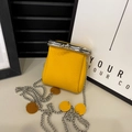 Mini yellow crossbody lipstick bag with lychee pattern leather and silver chain - Yellow