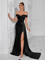 Elegante abito da sera nero in raso con spalle scoperte e spacco alto raffinato - S / Nero