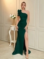 Detail of emerald green one-shoulder dress with 3D flower and high side slit - XS / Dark Green