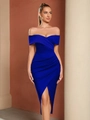 Robe chic bleu roi à épaules dénudées avec fente latérale et détails drapés élégants - Bleu