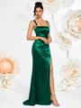 Robe de soirée élégante en satin vert émeraude avec fines bretelles et fente latérale - Vert Foncé