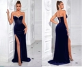 Elegantes marineblaues Samt-Abendkleid mit Strassbesatz und hohem Schlitz am Beinausschnitt - XS / Gummiband-Stil / Marineblau
