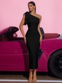 Elegantes schwarzes Satin-Einschulterkleid mit Schleifendetail und schlanker Passform - XS / Schwarz