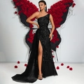 Elegante abito da sera nero con paillettes monospalla, spacco alto e strascico in rete - XS / Nero
