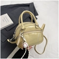 Elegante borsa a cuscino giallo crema in pelle PU con doppia zip e ciondolo da baseball - Con Ciondolo / Giallo
