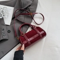 Vintage burgundy Boston handbag in suede and smooth leather with adjustable strap - Red (No Pendant)