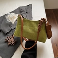 Grand sac cabas rétro en daim vert olive avec nœud tressé et cuir marron chic - Vert