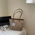 Brown floral tote bag with a silver star charm and elegant leather shoulder straps - With Charm / Brown