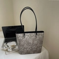Floral print tote bag in grey jacquard with black straps for office and casual use - No Pendant / Black