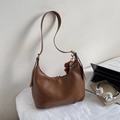 Sac hobo vintage marron avec breloque ours et bandoulière réglable pour femme moderne - Brun Sans Pendentif