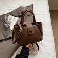 Sac seau marron foncé à motif litchi avec bandoulière amovible et poignées pour femmes - Marron